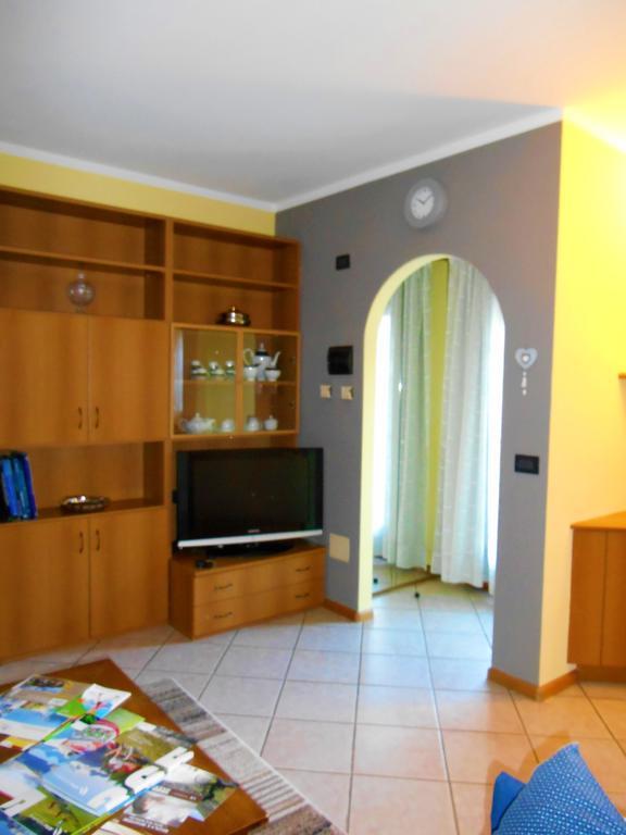 Casa Federica Apartment Isolaccia Exterior photo